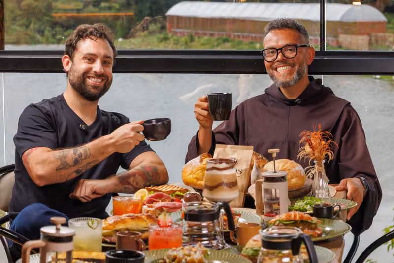 Mesas e experiências gastronômicas — fotografia de Ebraim Martini